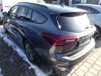 Gebraucht Ford Focus ST-Line 125 PS (91 kW) 2025 Grau Kombi