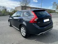 Gebraucht Volvo V60 CC Plus 150 PS (110 kW) 2017 Grau Kombi