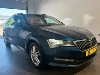 Gebraucht Skoda Superb Ambition 150 PS (110 kW) 2022 Blau Limousine