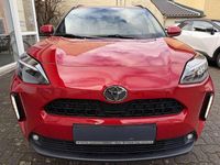 Neu Toyota Yaris Cross Style 131 PS (96 kW) 2026 Rot SUV