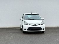 Gebraucht Toyota Aygo Cool 68 PS (50 kW) 2014 Weiß Kleinwagen