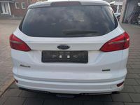 Second-hand Ford Focus ST-Line 140 CP (102 kW) 2017 Alb Break
