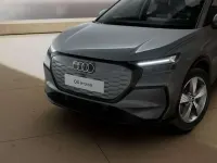 Neu Audi Q4 e-tron Sport 150 kW (204 PS) 2026 Grau SUV