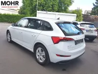 Gebraucht Skoda Scala Active 110 PS (80 kW) 2021 Weiß Kleinwagen