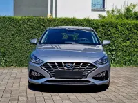 Gebraucht Hyundai i30 Select 120 PS (88 kW) 2022 Silber Limousine