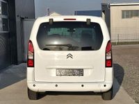 Gebraucht Citroën Berlingo SELECTION 99 PS (72 kW) 2018 Weiß Van / Kleinbus
