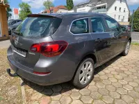 Używany Opel Astra Innovation 101 KM (74 kW) 2012 Szary Kombi