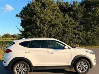 Gebraucht Hyundai Tucson 132 PS (97 kW) 2017 Weiß SUV