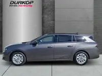 Neu Opel Astra Edition 130 PS (95 kW) 2025 Grau Kombi