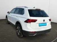 Gebraucht VW Tiguan Move 150 PS (110 kW) 2024 SUV