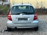 Gebraucht Mercedes A150 95 PS (69 kW) 2005 Silber Kleinwagen