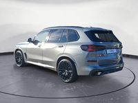 Neu BMW X5 352 PS (258 kW) 2026 Grau SUV