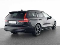 Gebraucht Volvo V60 145 PS (106 kW) 2025 Kombi