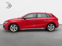 Gebraucht Audi A3 S-Line 116 PS (85 kW) 2023 Tangorot metallic Limousine