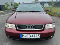 Używany Audi A4 165 KM (121 kW) 2001 Czerwony Sedan/Limuzyna