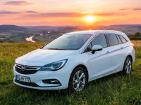 Gebraucht Opel Astra 2021 Weiß Kombi