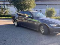 Gebraucht BMW 320 170 PS (125 kW) 2008 Grau Limousine