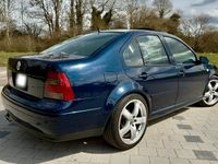 Second-hand VW Bora 174 CP (127 kW) 2000 Albastru Berlinǎ