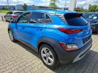 Gebraucht Hyundai Kona Edition 30 120 PS (88 kW) 2022 Surfy blue metallic SUV