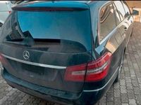 Gebraucht Mercedes E220 170 PS (125 kW) 2012 Schwarz Kombi
