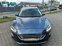 gebraucht Ford Focus Turnier Titanium/1 Jahr Garantie/1. Hand/ NAVI/...