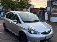 Gebraucht Honda Jazz 78 PS (57 kW) 2008 Silber Kleinwagen