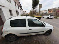 Gebraucht Renault Clio II Expression 75 PS (55 kW) 2001 Weiß Limousine