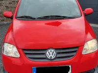 Gebraucht VW Fox 54 PS (39 kW) 2010 Rot Kleinwagen
