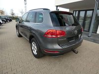 Gebraucht VW Touareg 245 PS (180 kW) 2014 Grau SUV
