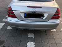 Gebraucht Mercedes E220 Classic 150 PS (110 kW) 2002 Silber Limousine