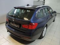 Usata BMW 318 143 CV (105 kW) 2013 Blu Station wagon