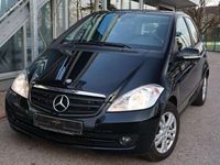 Gebraucht Mercedes A180 109 PS (80 kW) 2012 Schwarz Kleinwagen