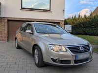 Usata VW Passat 200 CV (147 kW) 2007 Beige Berlina