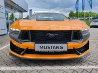 Neu Ford Mustang Dark Horse 454 PS (333 kW) 2026 Tropicalorange metallic Coupé