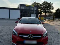 Gebraucht Mercedes CLA200 163 PS (119 kW) 2018 Rot Coupé