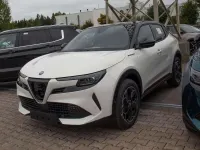 Neu Alfa Romeo Junior Edizione Speciale 145 PS (106 kW) 2026 Weiß SUV