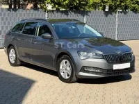 Gebraucht Skoda Superb 150 PS (110 kW) 2022 Grau Kombi