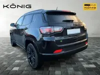 Usado Jeep Compass Altitude 131 HP (96 kW) 2023 Preto SUV