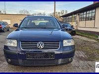 Gebraucht VW Passat 101 PS (74 kW) 2005 Dunkelblaumetallic Kombi