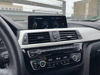 Gebraucht BMW 318 Advantage 136 PS (100 kW) 2016 Blau Kombi
