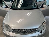 Gebraucht Ford Mondeo 131 PS (96 kW) 2005 Grau Kombi