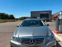 Gebraucht Mercedes E200 Avantgarde 135 PS (99 kW) 2010 Silber Limousine