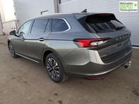 Neu Skoda Superb Selection 193 PS (141 kW) 2025 Graphitgrau metallic Kombi