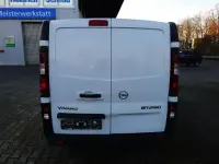 Gebraucht Opel Vivaro 125 PS (91 kW) 2017 Weiß Van / Kleinbus