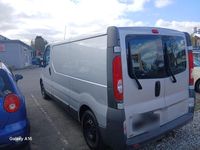 Second-hand Opel Vivaro 2015 Argintiu Monovolum