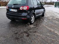 Gebraucht VW Golf VI 105 PS (77 kW) 2011 Schwarz Kleinwagen