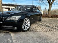 Gebraucht BMW ActiveHybrid 7 465 PS (342 kW) 2012 Schwarz Limousine