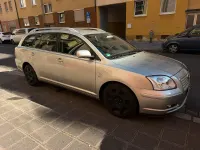 Gebraucht Toyota Avensis 147 PS (108 kW) 2004 Grau Kombi