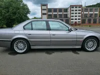 Gebraucht BMW 750 320 PS (235 kW) 1997 Silber Limousine