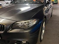 Gebraucht BMW 530 M Sport 258 PS (189 kW) 2015 Grau Kombi
